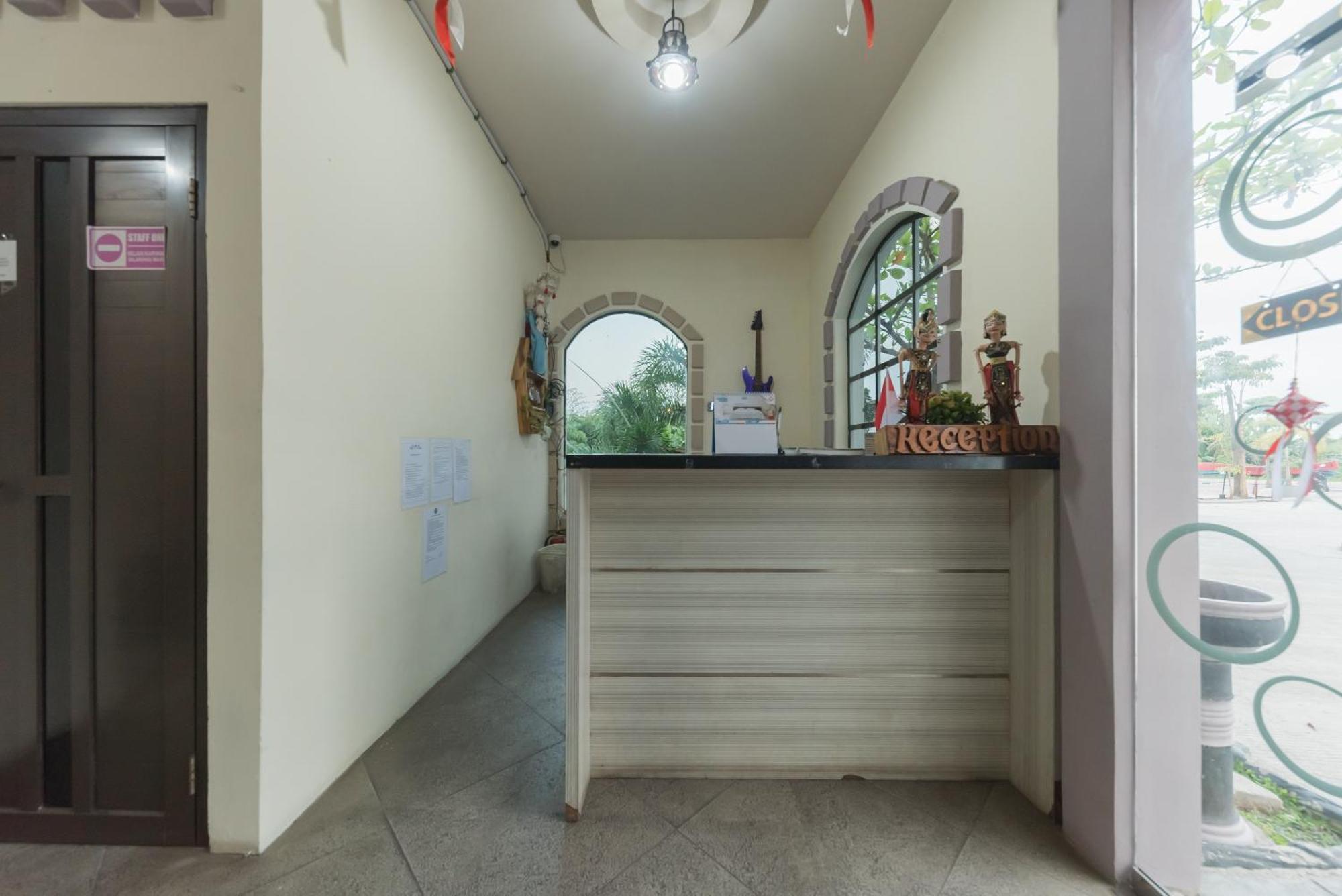 Urbanview Park By Reddoorz Cianjur